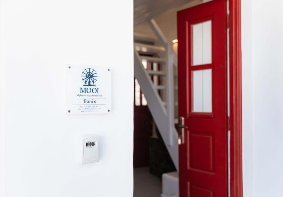 Mooi Boni's Apartment